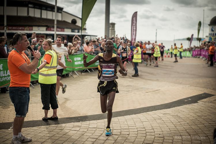 Andrew Lesuuda Andrew Lesuuda wins Bournemouth Marathon 2014 Bournemouth Flickr