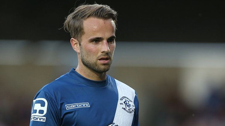 Andrew Shinnie Andrew Shinnie signs new deal at Birmingham until 2018