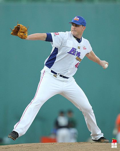 Andrew Sisco Chinese Baseball Story 2014 CPBL