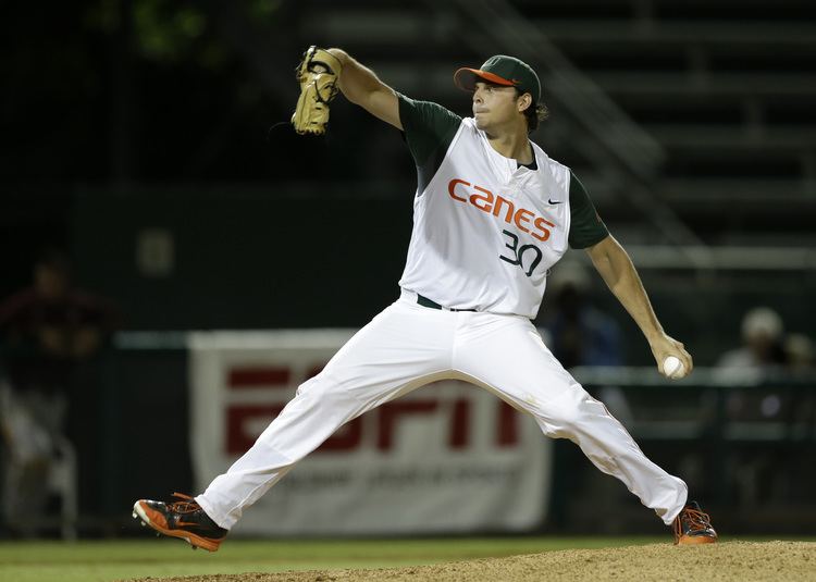 Andrew Suarez Wild pitch lifts Hurricanes over BethuneCookman in