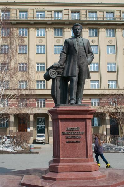 Andrey Kryachkov Statue of Andrey Kryachkov architect Novosibirsk