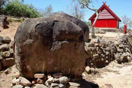 Andriamasinavalona madatanacomAmbohimalaza haut lieu historique pour les