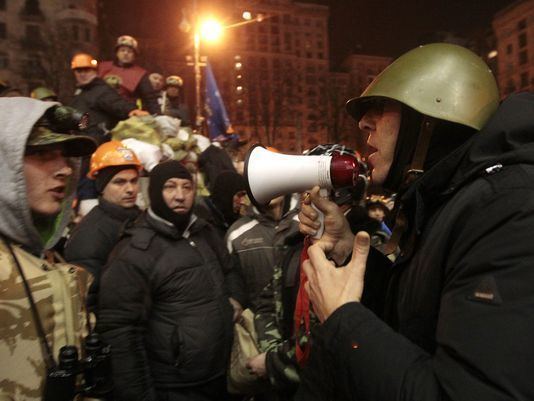 Andriy Parubiy Commander39 of Ukraine protests Let parliament lead
