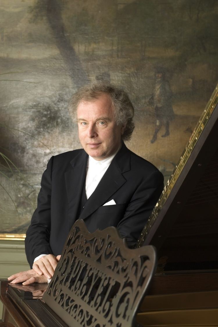 András Schiff wwwnordicartistsmanagementcomsitesdefaultfile