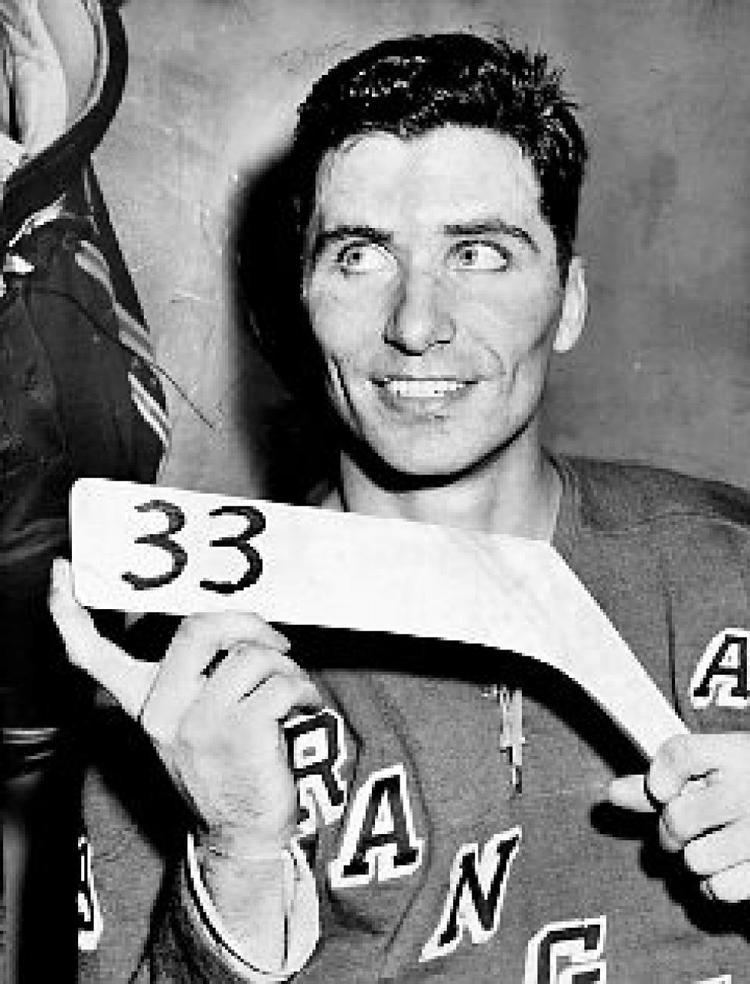 Andy Bathgate Bathgate Howell to be honored Sunday night NY Daily News