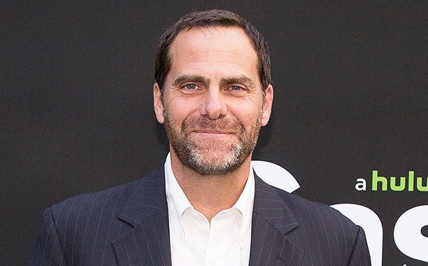 Andy Buckley Young and Hungry season 5 Andy Buckley cast as Joshs dad