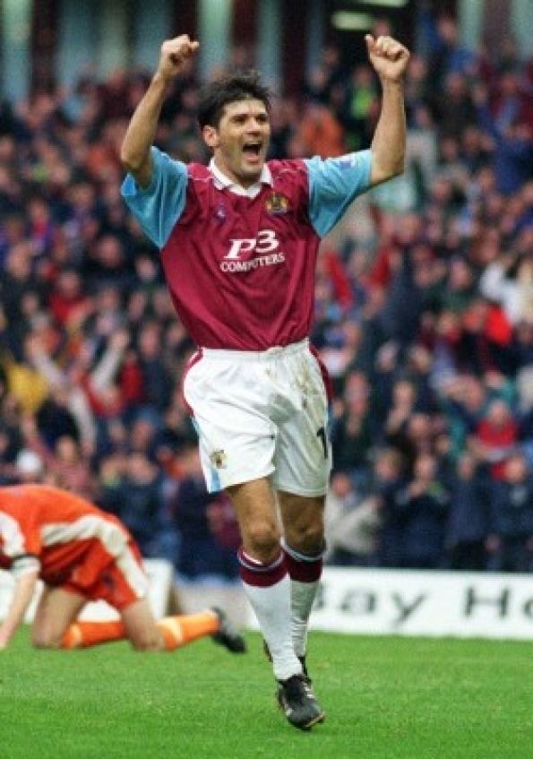 Andy Payton Andy Andy Payton burnley ballers Pinterest Burnley