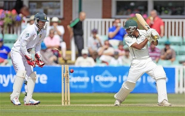 Aneesh Kapil Aneesh Kapil39s dazzling half century helps Worcestershire