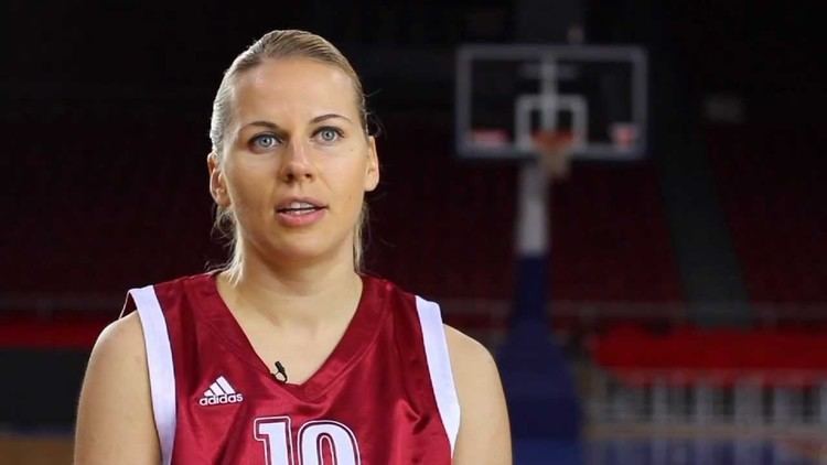 Anete Jēkabsone-Žogota Queens Of Hoops Interview with Anete Jekabsone Zogota YouTube