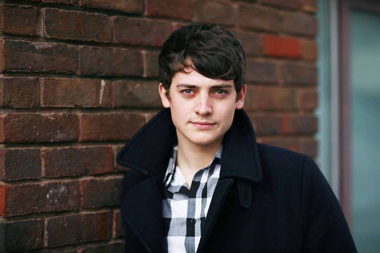 Aneurin Barnard Actor Aneurin Barnard debuts new look as he cuts off curls