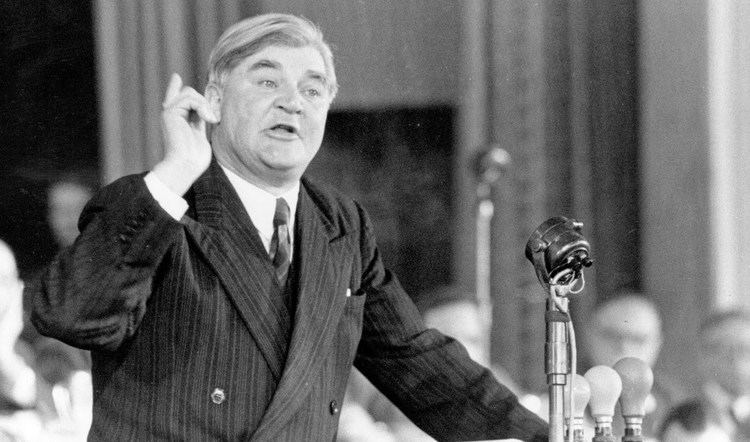 Aneurin Bevan Aneurin Bevan and the Socialist Ideal Professor Vernon