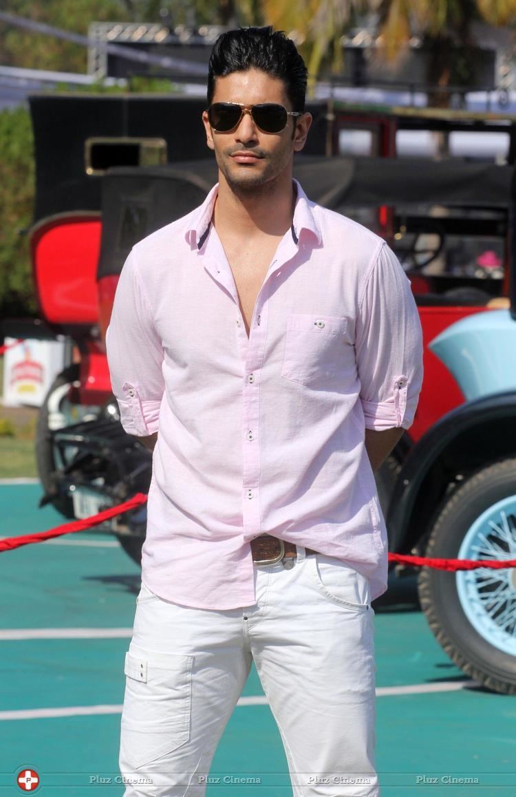 Angad Bedi Angad bedi launch of kingfisher calendar 2014 photos