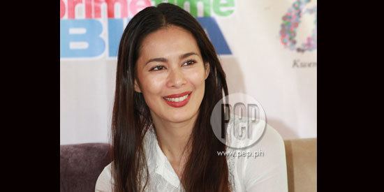 Angel Aquino Angel Aquino wishes both exboyfriend Lui Villaruz and Ai