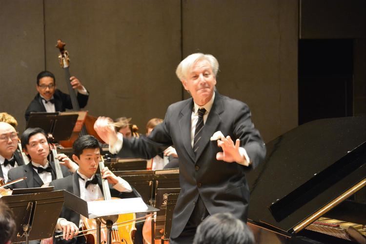 Angel Gil-Ordoñez Angel GilOrdez conductor Chesapeake International Arts