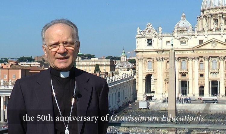 Angelo Vincenzo Zani Perch un Congresso mondiale sulleducazione cattolica Intervista a