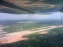 Angola International Airport httpsuploadwikimediaorgwikipediacommonsthu