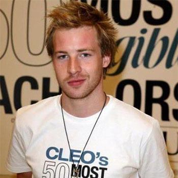 Angus McLaren Angus McLaren Bio Born Net Worth Age Family Height and Rumor