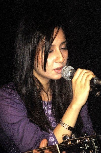 Anila (singer) Anila Naz Chowdhury Doridrocom Ontor Attar Sondhane