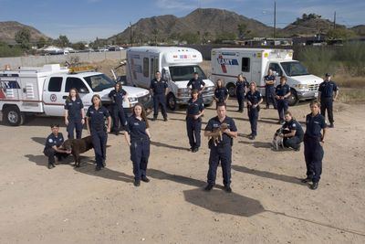 Animal Cops: Phoenix Animal Cops Phoenix Programs Animal Planet Discovery Press Web