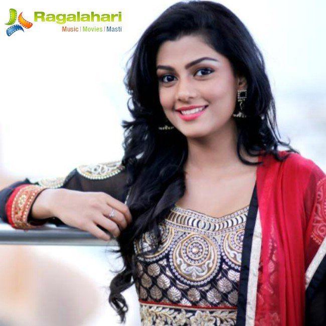 Anisha Ambrose Alias Janaki amp Arerey heroine Anisha Ambrose exclusive