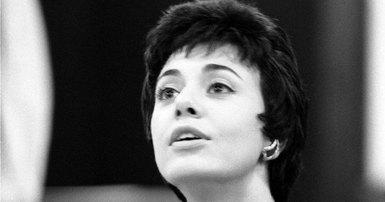 Anita Darian Anita Darian a Singer With an Eclectic Range Dies at 87 The New