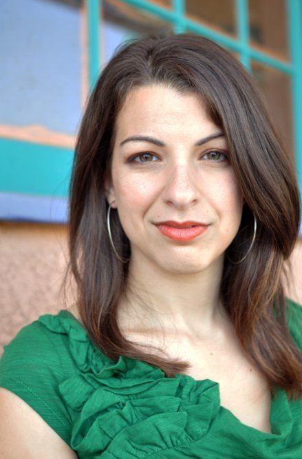 Anita Sarkeesian httpsuploadwikimediaorgwikipediacommonsdd