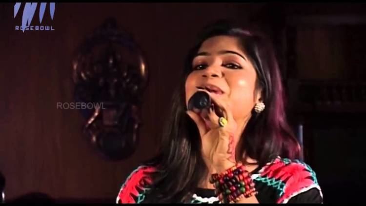 Anitha Shaiq Vein Waltz Anitha Shaiq sings Poli Poli Poo YouTube