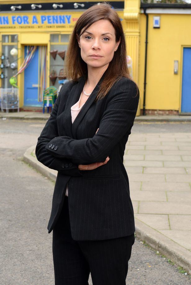 Anna Acton EastEnders spoilers Lucy Beale murder case cop cast with