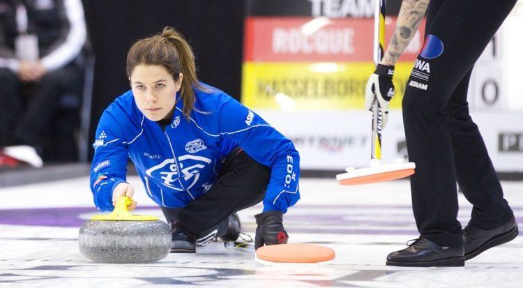 Anna Hasselborg playing curling in a blue jacket during the 2015 National in Oshawa, Ont