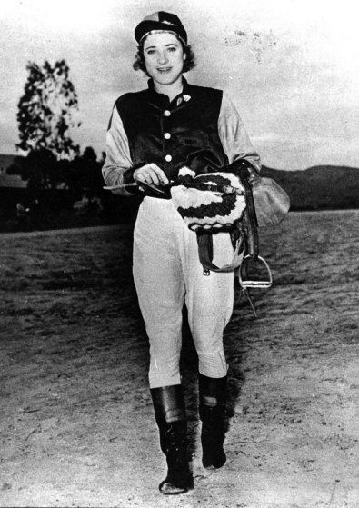 Anna Lee Aldred First American Woman to Be Licensed Jockey Anna Lee Aldred Timecom