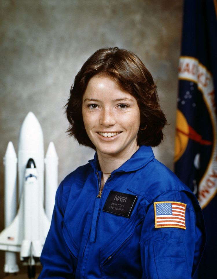 Anna Lee Fisher Anna Fisher astronaut on the cover of Life magazine in