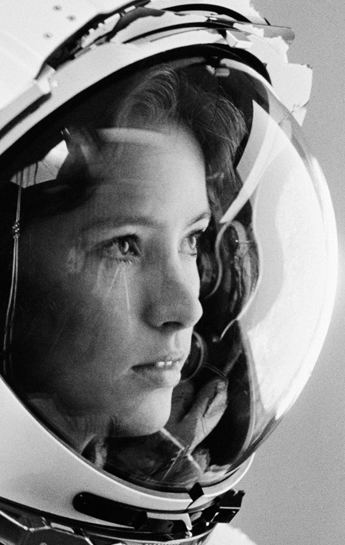 Anna Lee Fisher Astronaut Profile page 5 Pics about space