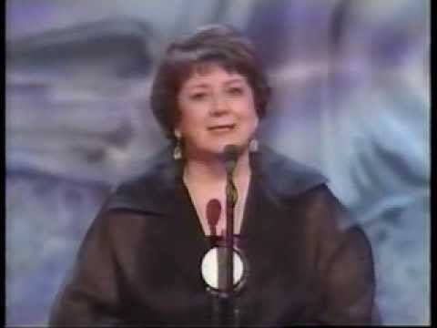 Anna Manahan Anna Manahan wins 1998 Tony Award for Best Featured Actress in a