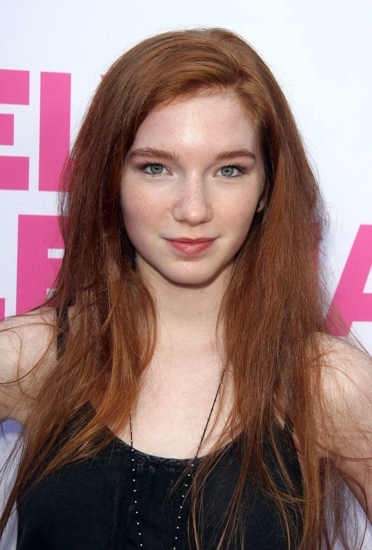 Annalise Basso ANNALISE BASSO at Barely Lethal Premiere in Los Angeles