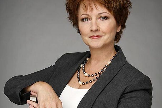 Anne Diamond If you smoke around your baby you are a child abuser