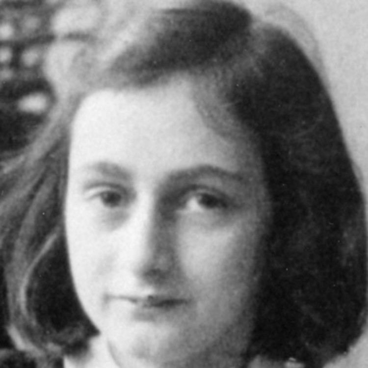 Anne Frank Anne Frank Biography Biographycom