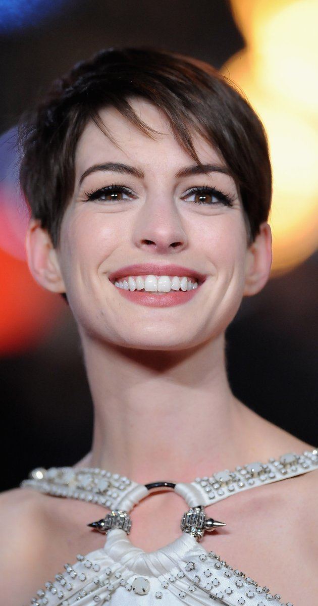 Anne Hathaway httpsimagesnasslimagesamazoncomimagesMM