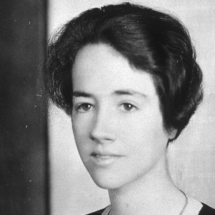 Anne Morrow Lindbergh httpswwwbiographycomimagetshareMTE5NTU2M