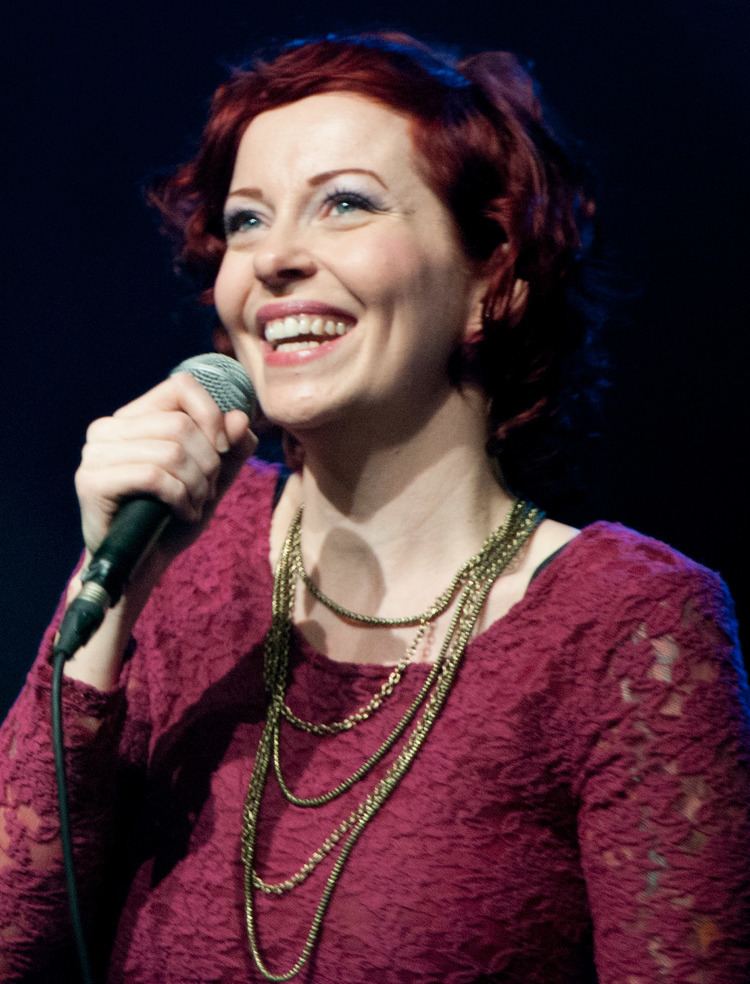 Anneke van Giersbergen httpsuploadwikimediaorgwikipediacommonscc