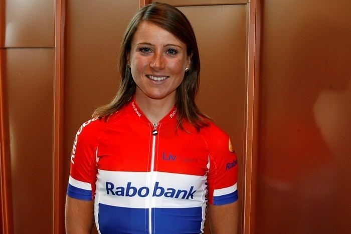 Annemiek van Vleuten Annemiek van Vleuten 39Schitteren in roodwitblauw