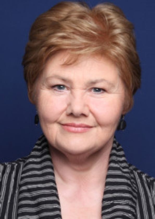 Annette Badland ClaireWatch is Over Outlander Cast Starts to Fill Out