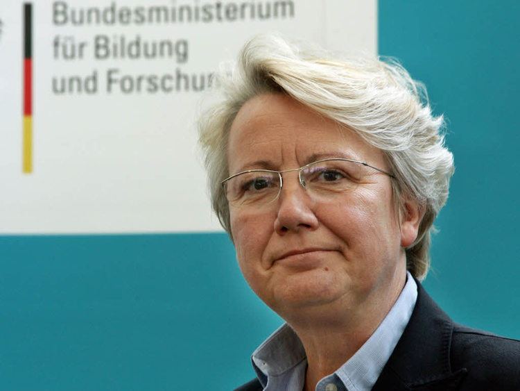 Annette Schavan Deutschland Unvermeidbarer Rcktritt Presseschau zum