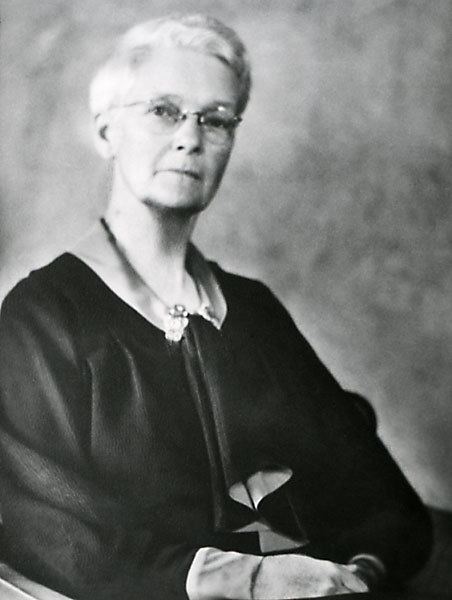 Annie Montague Alexander A paleontology program develops 18941950