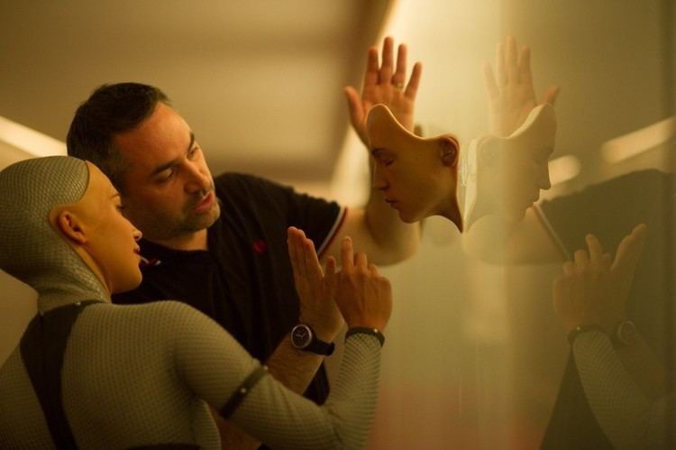 Annihilation (film) Annihilation Ex Machina39s Garland Talks Stranger Next Film