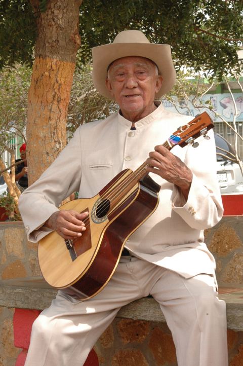 Anselmo López (musician) En Barinas Muri el maestro Anselmo Lpez el rey de la bandola