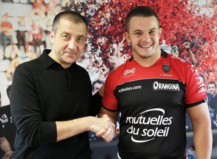 Anthony Etrillard Anthony Etrillard prolonge 3 ans avec le RCT VarMatin