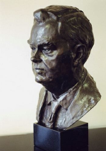 Anthony Hawken Anthony Hawken Portrait Sculpture