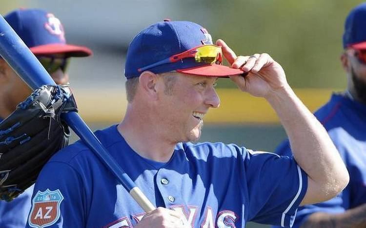 Anthony Iapoce Texas Rangers offense hearing new hitting coachs message Fort