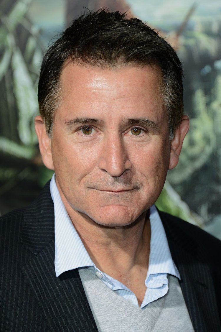 Anthony LaPaglia The Faces of Pilot Season 2014 Hollywood Reporter