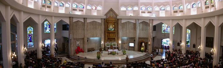 Panoramic view inside the Antipolo Cathedral